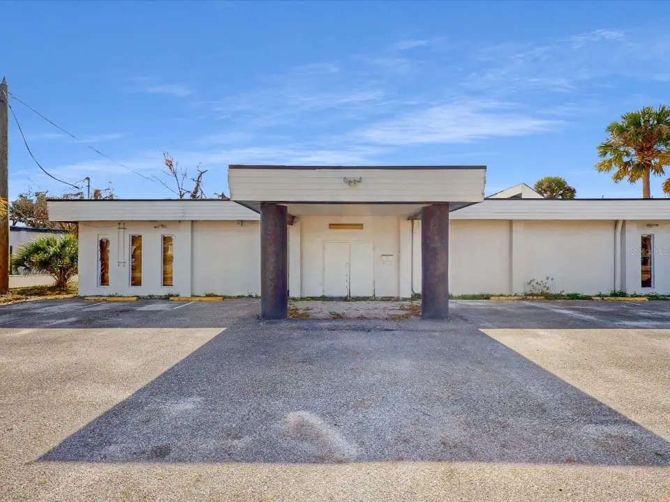 Mixed-Use Commercial Property on 1.37 Acres in Winter Park